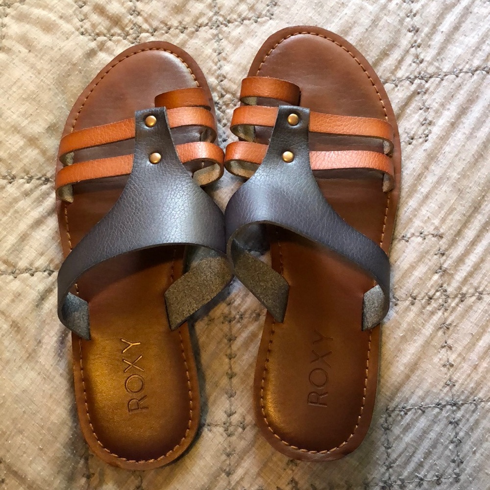 Roxy sandals